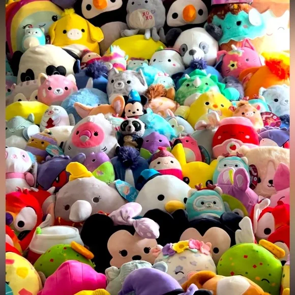 💜Carmens Live Show 🎉Squishaholics Anonymous🎰Games🔮win🛍Shop 4k+ Collectibles - Picture 16 of 16